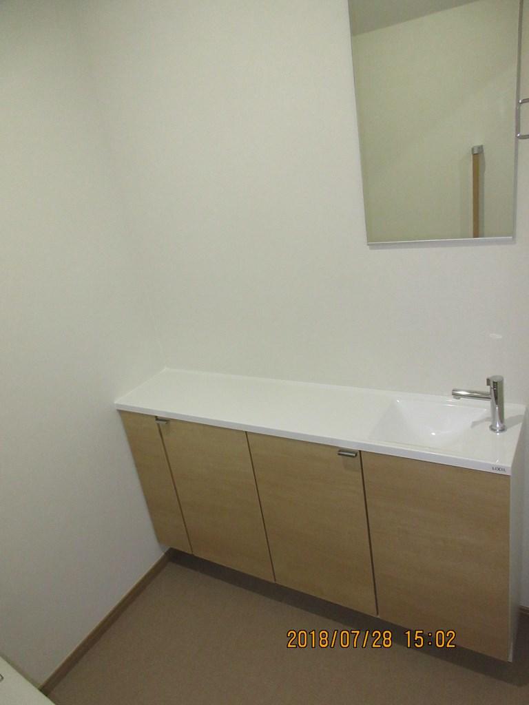 手洗いキャビネット　間口1265のイメージ